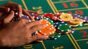 Mobile sports and casino-style entertainment layout on 2555